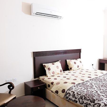 Al Jumhour Hotel Apartments Сур Экстерьер фото