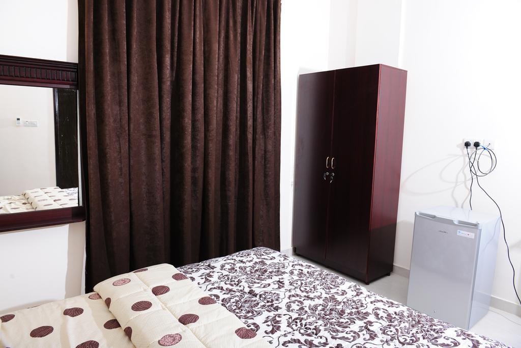 Al Jumhour Hotel Apartments Сур Экстерьер фото