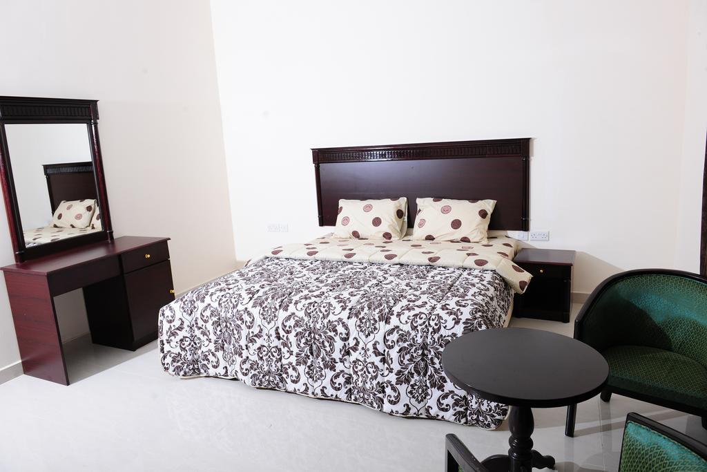 Al Jumhour Hotel Apartments Сур Экстерьер фото