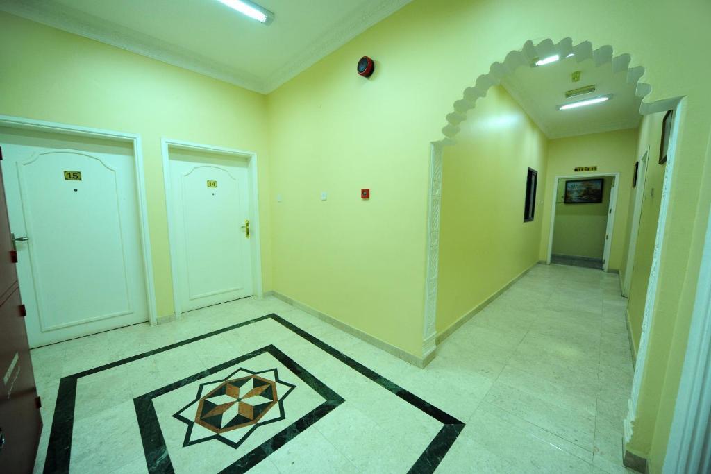 Al Jumhour Hotel Apartments Сур Номер фото